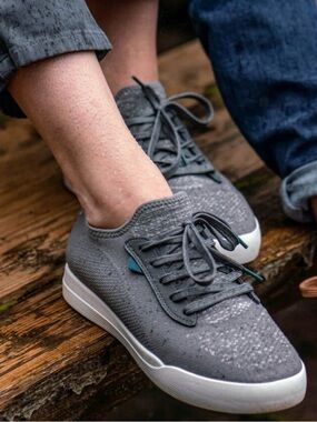 Vessi Weekend Classic 1.5 Sneakers Women’s size:10 Waterproof Grey Knit NEW NWOT